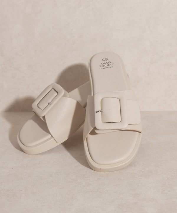 Creamy Brown Daisy - Single Buckle Slide