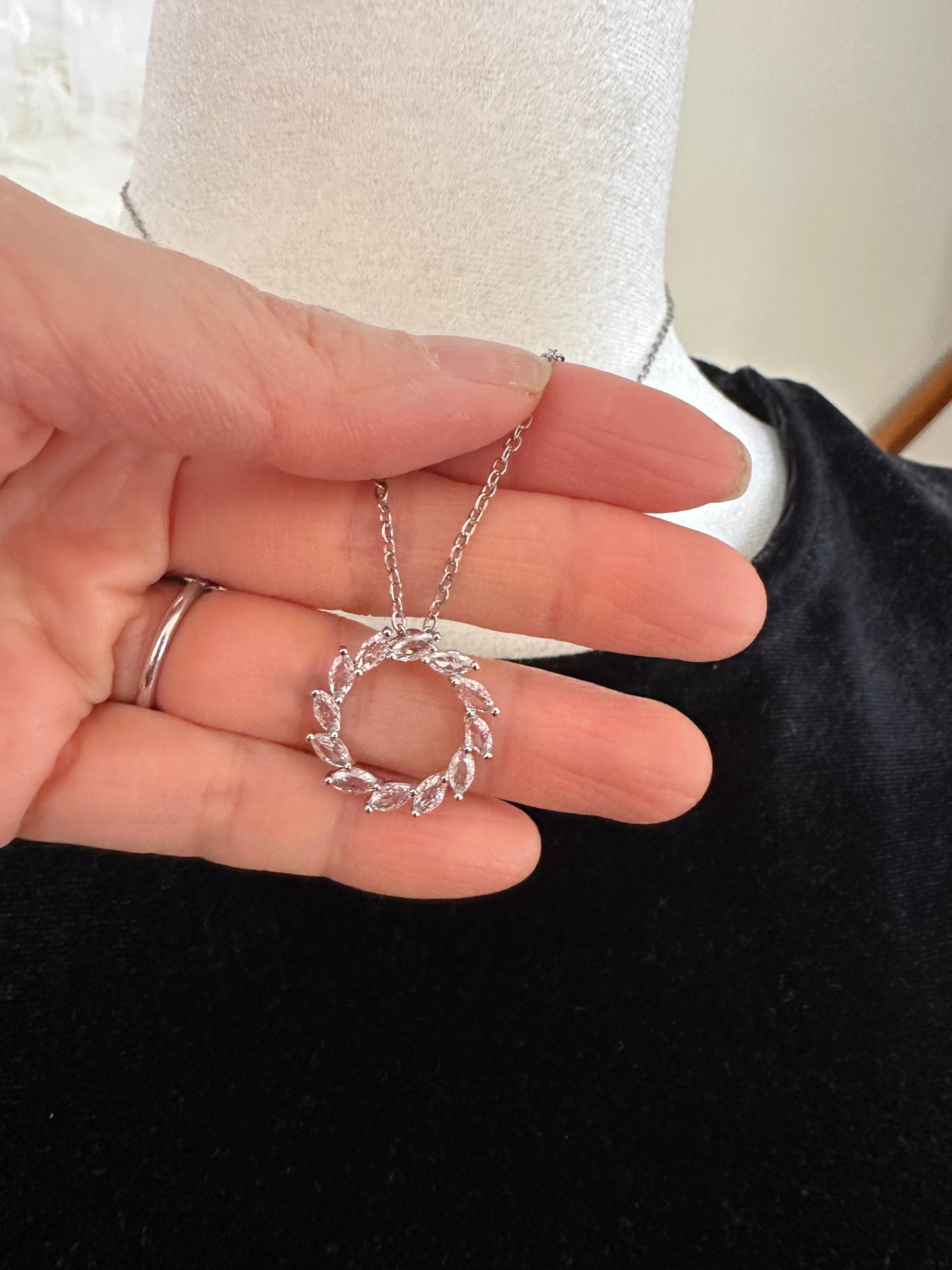 Luxury Byzantine Empire Circle Necklace with Cubic Zirconia Simple Stylish Chain