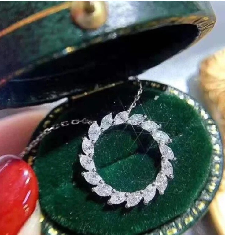 Luxury Byzantine Empire Circle Necklace with Cubic Zirconia Simple Stylish Chain
