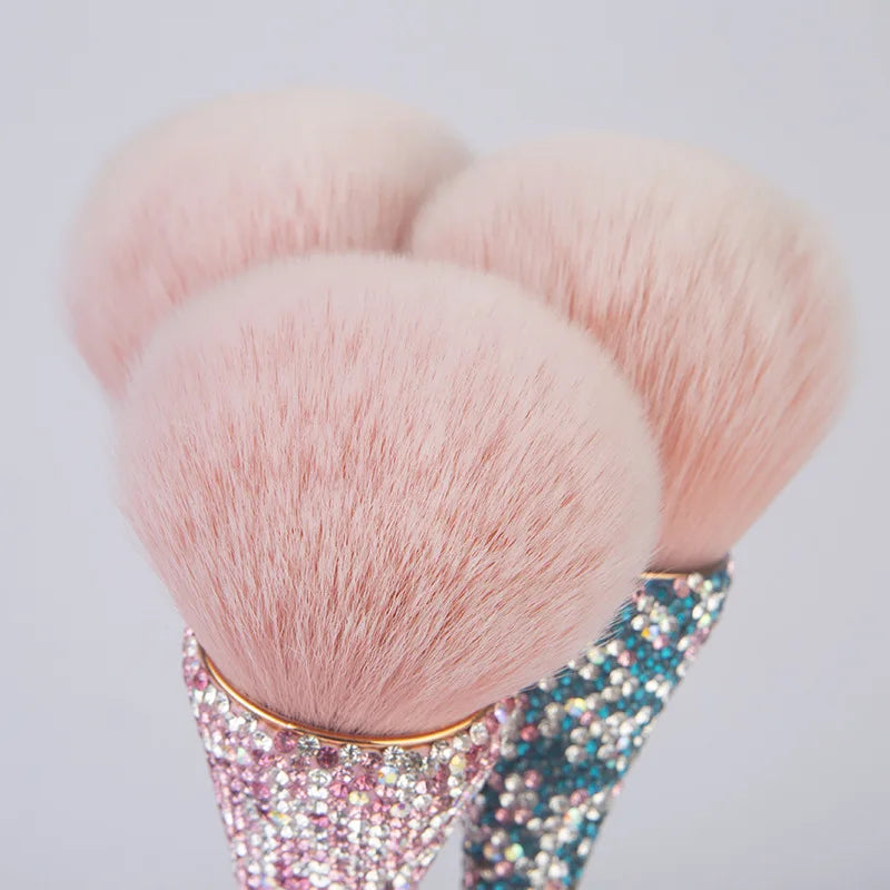 Rhinestones Diamond Handle Makeup Brush Loose Powder Brush Blush Brush Professional Make Up Brush Foundation Blush Soft Hair Brush Tool