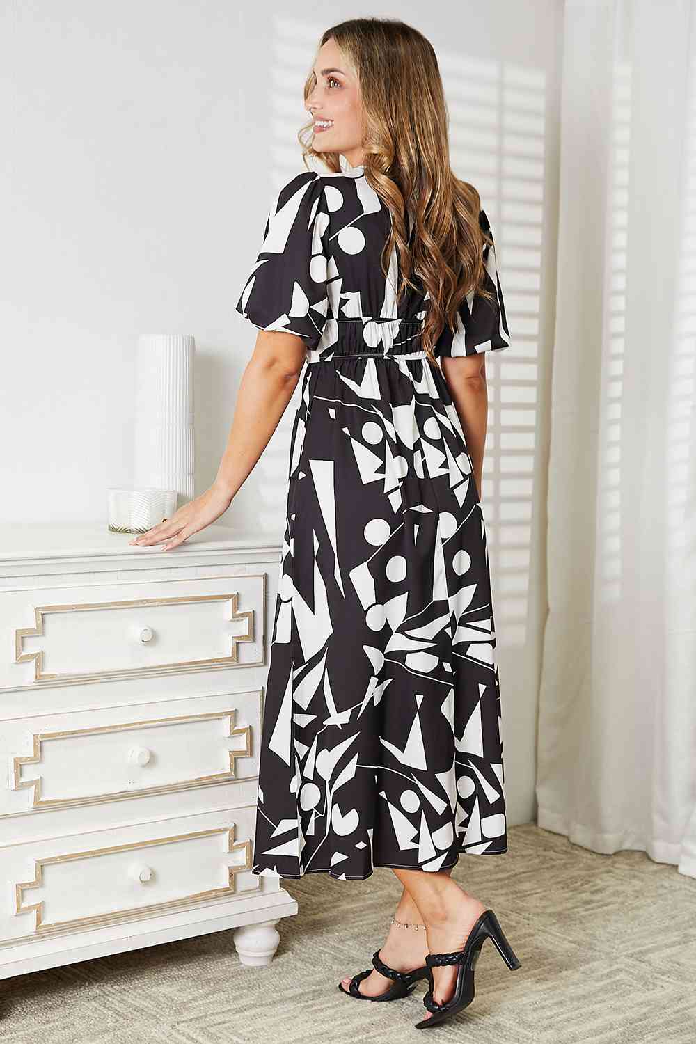 Organic Mud leaves Double Take Printed Surplice Balloon Sleeve Dress