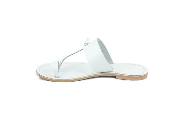 LEONA THONG FLAT SANDALS