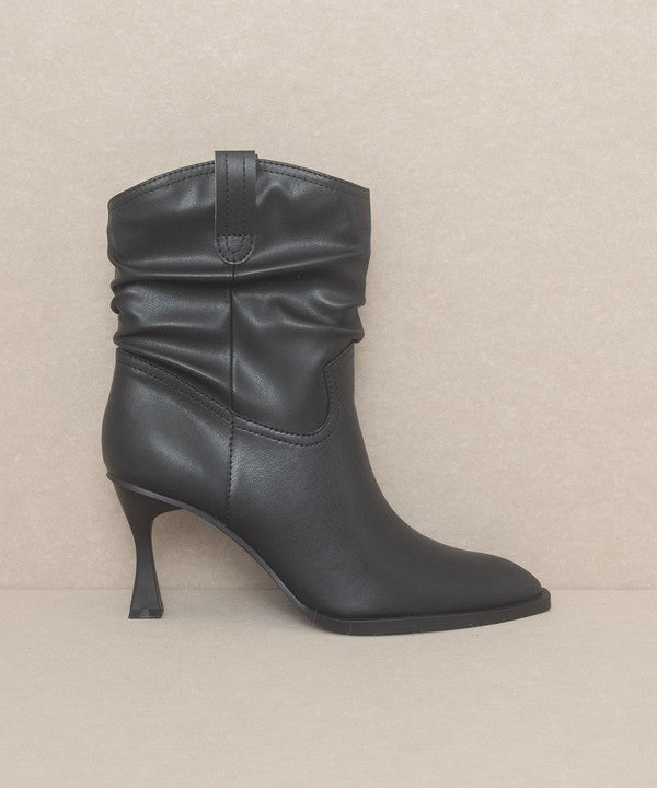 Wrinkle Kitten Heel  Riga - Western Inspired Slouch Boots