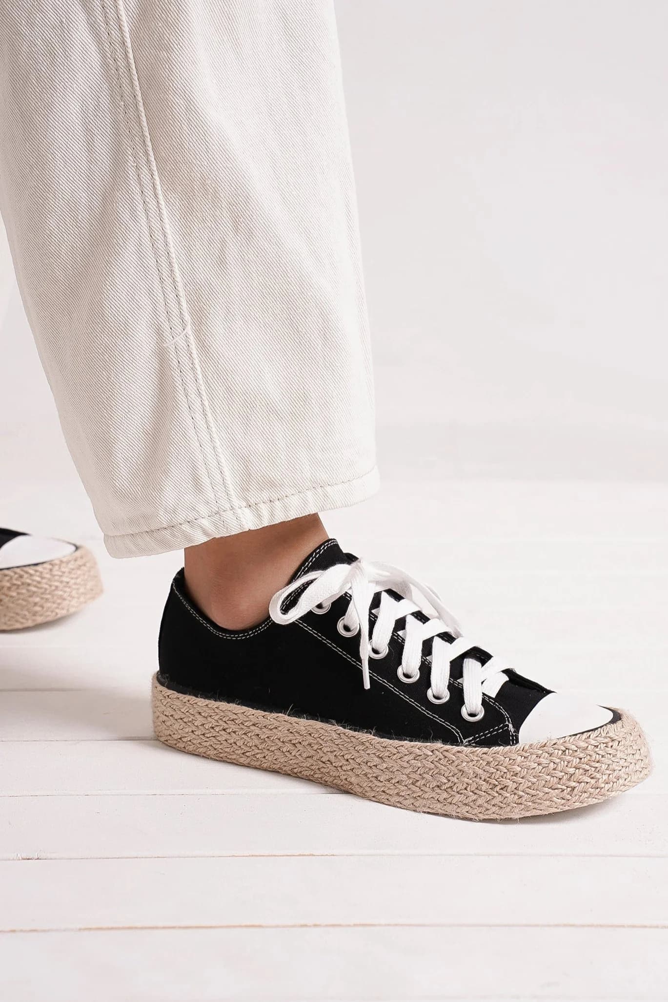 Beast Fashion Lace Up Woven Espadrille Sole Sneakers