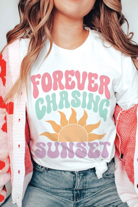 FOREVER CHASING SUNET Graphic Tee